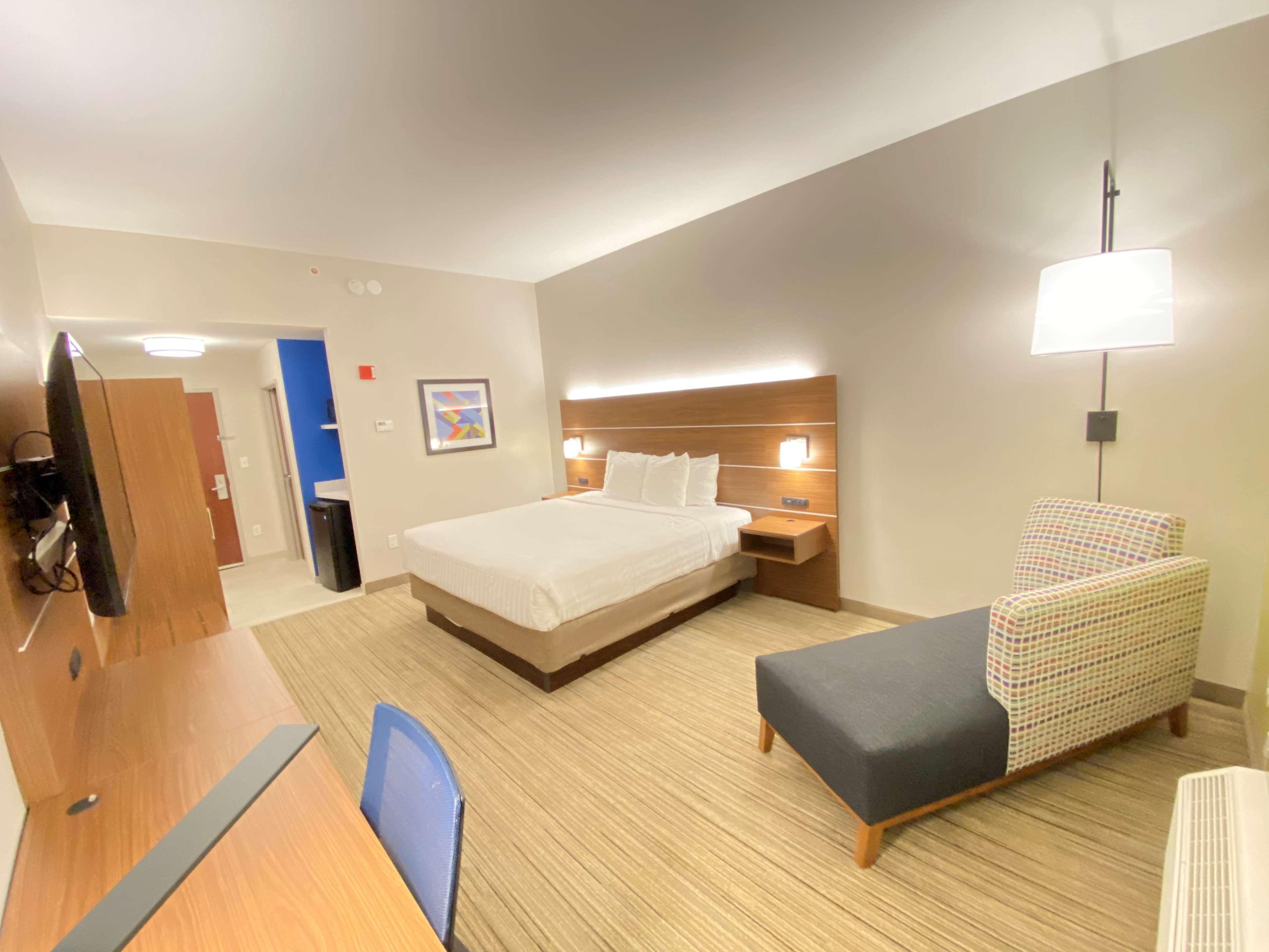 Holiday Inn Express & Suites - Williamstown - Glassboro By Ihg Zewnętrze zdjęcie
