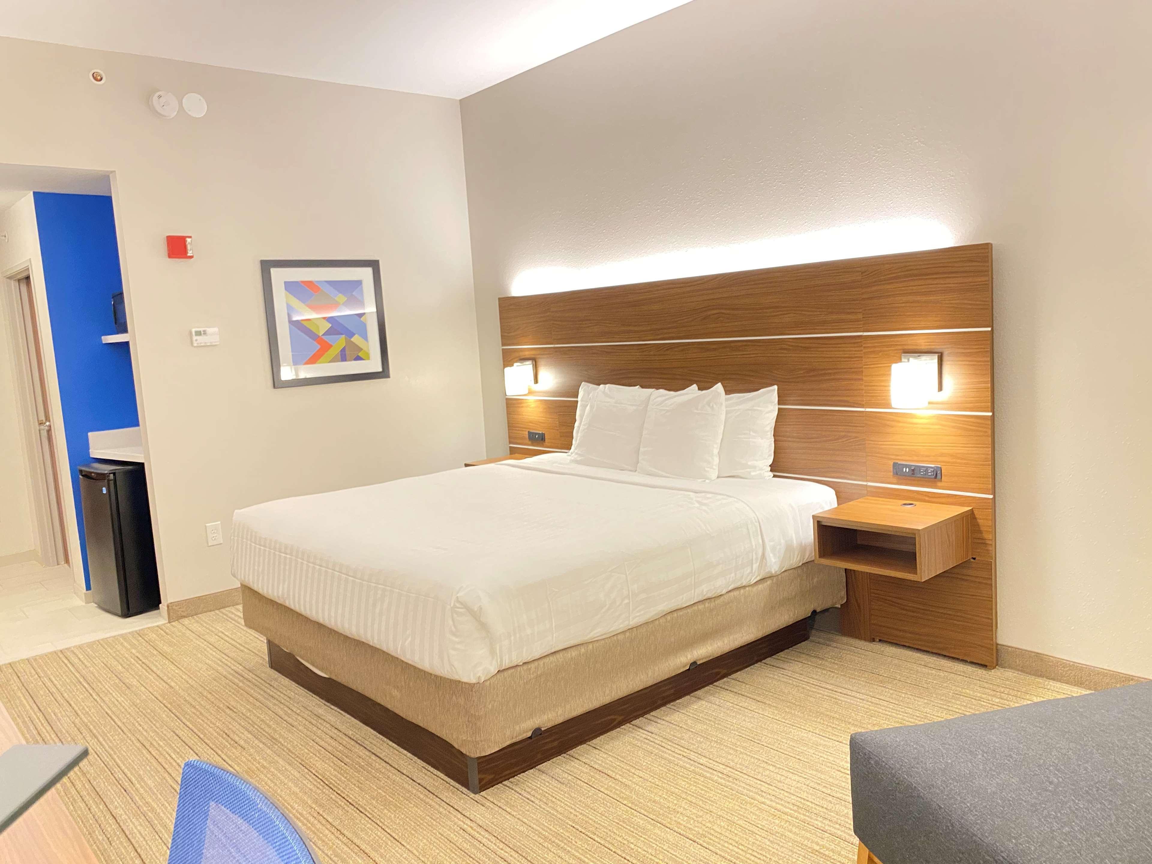 Holiday Inn Express & Suites - Williamstown - Glassboro By Ihg Zewnętrze zdjęcie